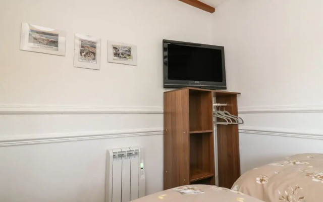 1 Rodgers Mews