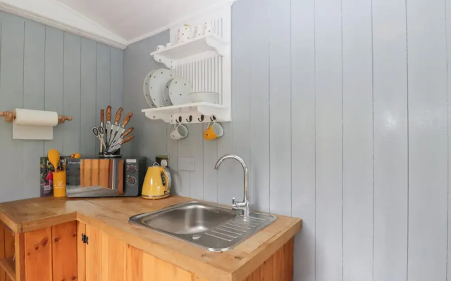 Rabbit Hill Hut