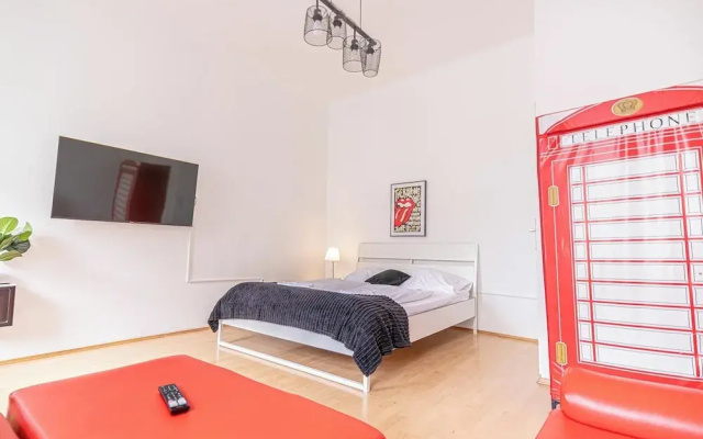 Private Room For Long Stay Stadthalle