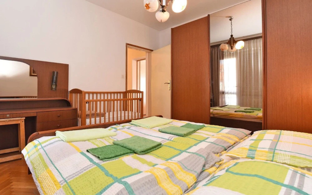 Apartment 74