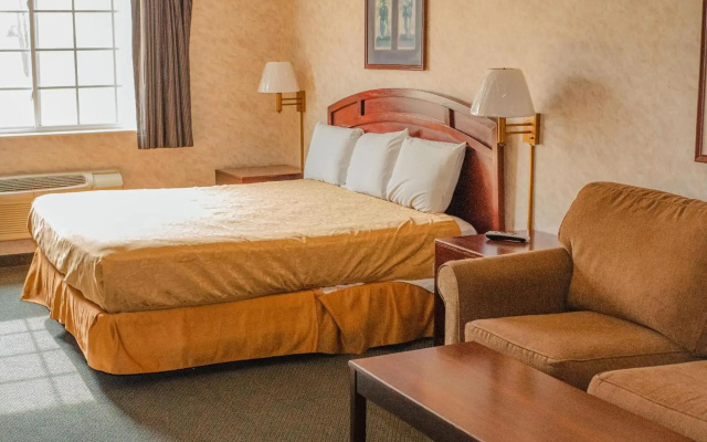 Colfax Inn