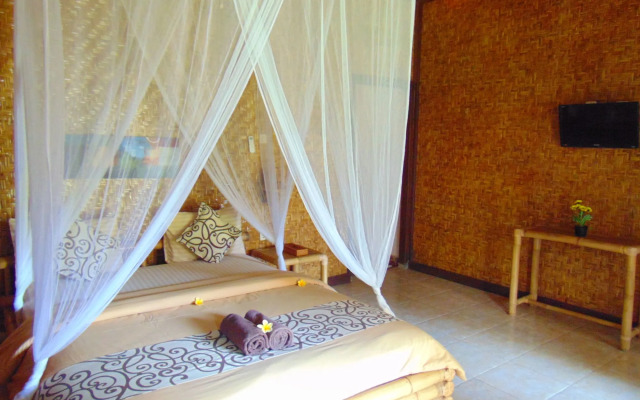 Balangan Cottage
