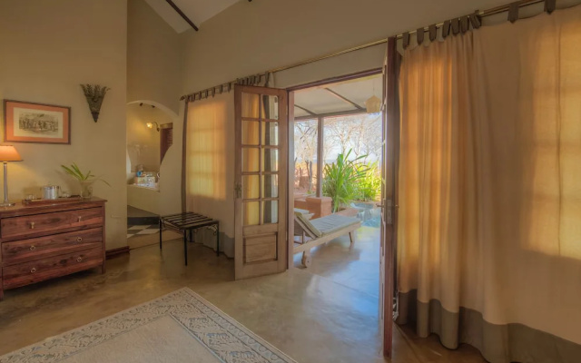 Stanley Safari Lodge