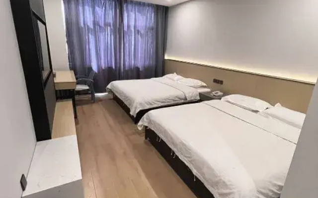 Bona Hotel (Jinzhou Century Square)