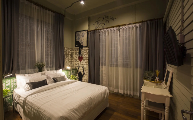 Azure Hostel Bangkok