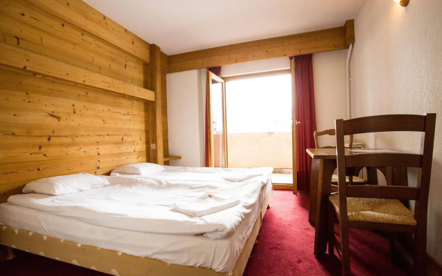 Langley Hotel Grand Nord