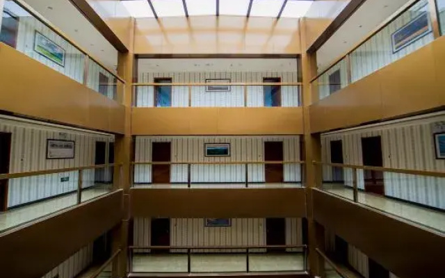 Saihanba Jinding Holiday Hotel