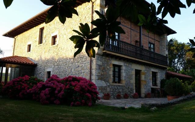 Отель Posada La Estela Cántabra вид на фасад