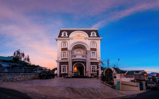 Minh Chien Hotel Далат вид на фасад