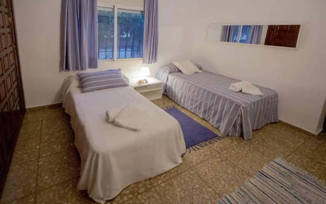 Casa Alboran Beachfront 9pax