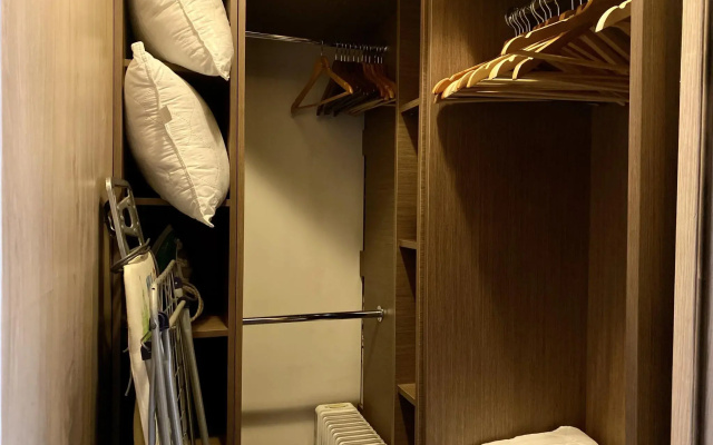 Апартаменты Grape Room Apartment (Грейп Рум Апартмент) на проспекте Мира 122