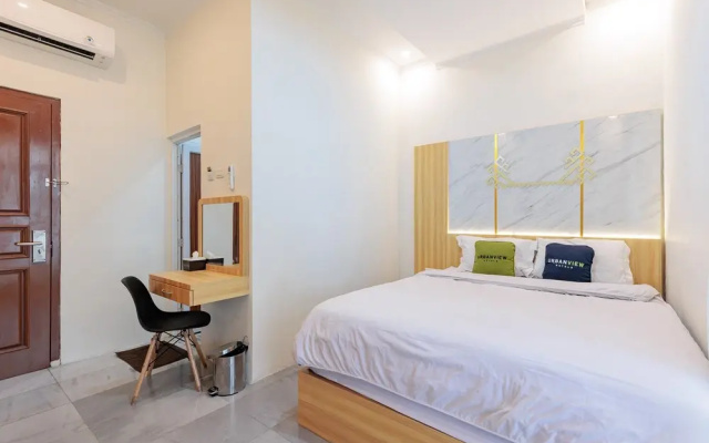 Urbanview Hotel Tritia Lampung