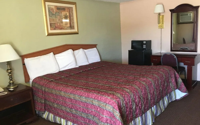 Trails West Motel