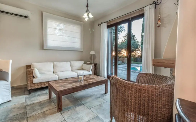 Mastrogiannis Villa Dafne