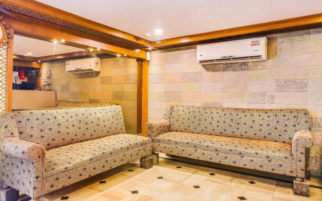 Fabhotel Aayash
