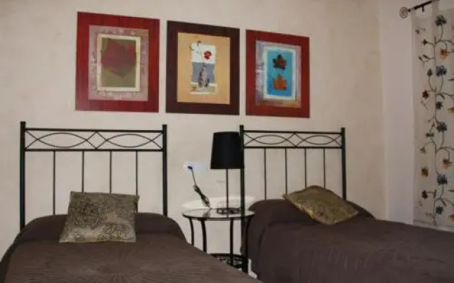 Hostal Rte. Elena