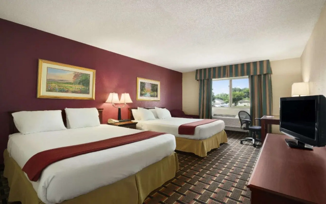 Baymont Inn & Suites Lincoln