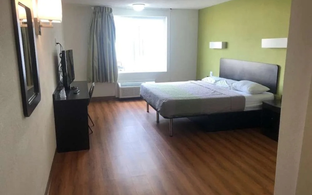 Shadeland Inn Indianapolis