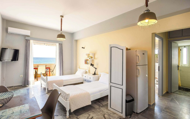 Beachfront Nest Memi Koroni-seaheaven House B1