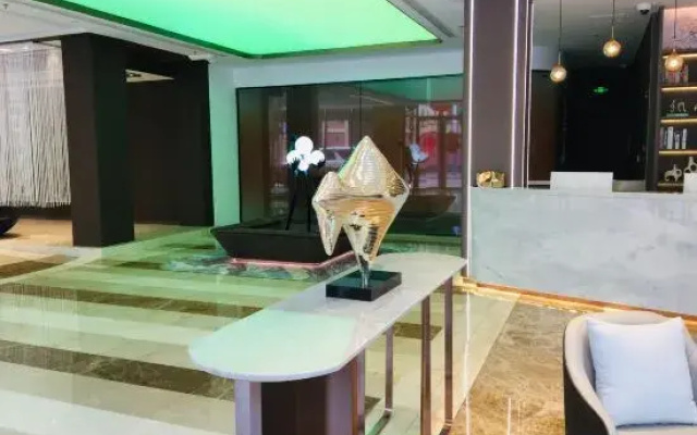 Zijin Dongyue Hotel