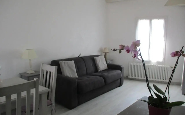 Studio 2 Pers Proche Plage Et Commerces