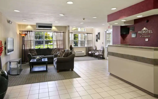 Microtel Inn & Suites Baton Rouge Airline Hwy