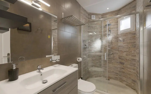 Stunning Apartment Within Villa Nr Los Cristianos