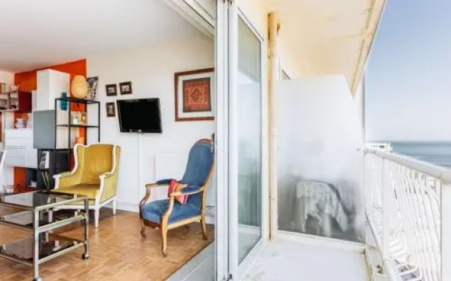 Apartment Biharri