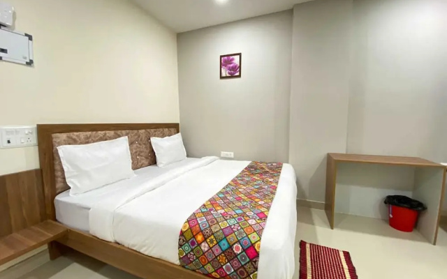Hotel Vistacrest Noida Sector 35