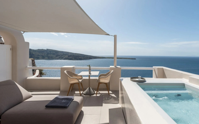 Art Maisons Oia Castle Hotel
