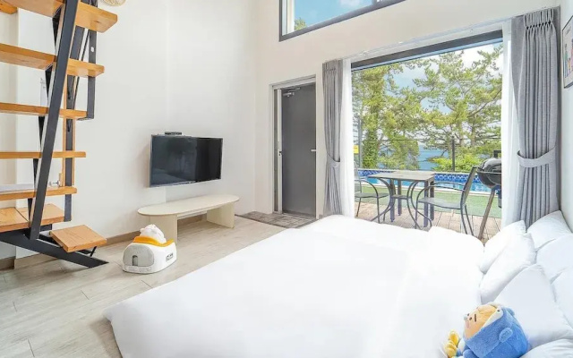 Yeosu Sea&blue Family Pension
