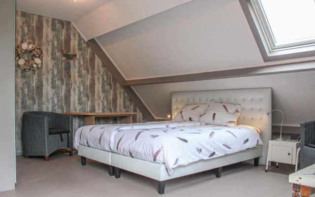 Amazing Home in Bruinisse With 2 Bedrooms, Sauna and Wifi
