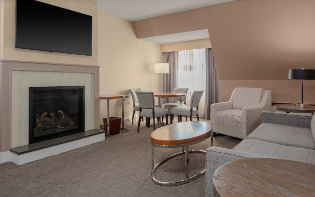 DoubleTree by Hilton Burlington Vermont