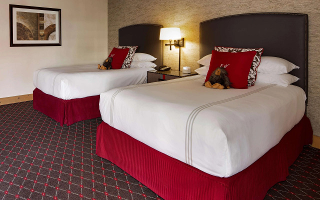 The Edgewater Hotel