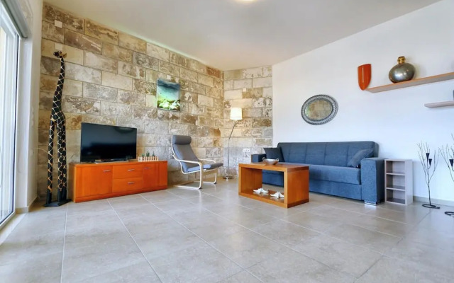 Eleni Sea Luxury Apartment