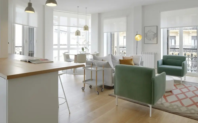 Belle Sebastian apartment by FeelFree Rentals