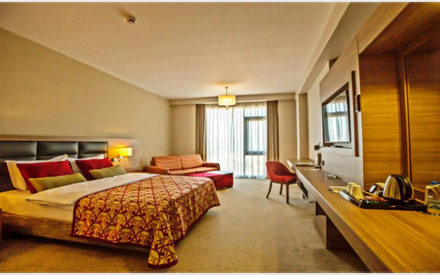 Grand Asya Hotel