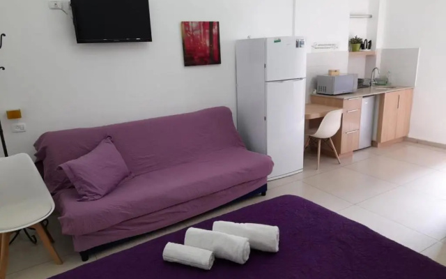 Loui Talpiot Hotel