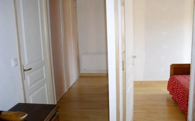 House With 4 Bedrooms in Saint-gènes-champespe, With Wonderful Lake Vi