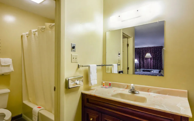 Econo Lodge Woodstock