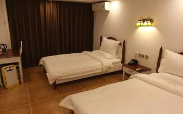 Beijing Rum Hotel