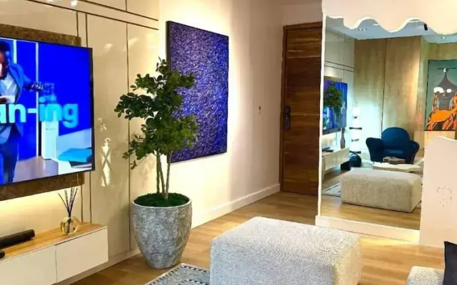 Tour addicted luxury villa