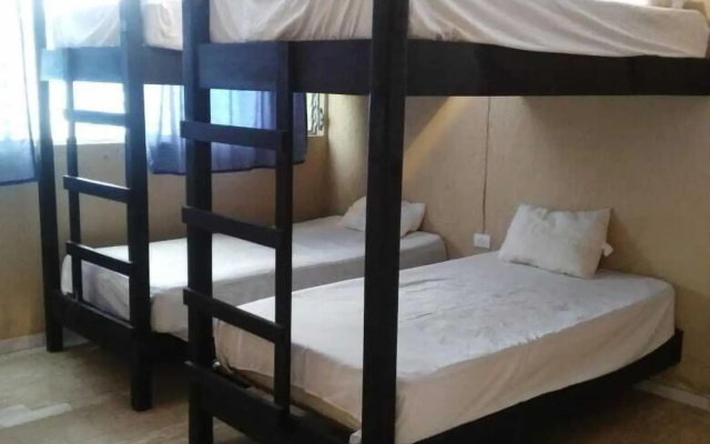 Deja Hostel Suites