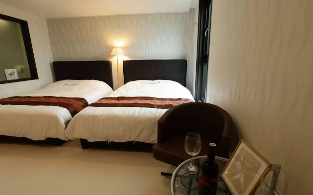 Hotel Rhangju