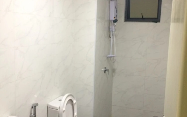 Lawang Suite 1 Bedroom Corner Apartment