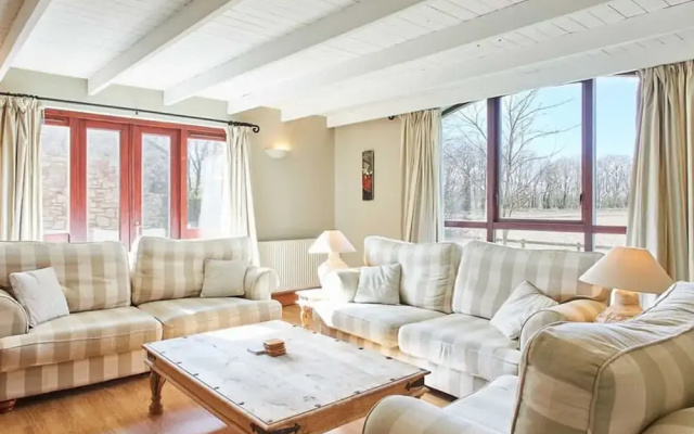 Host Stay The Coach House