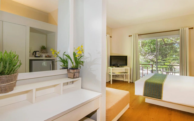 Veranda Lodge Hotel