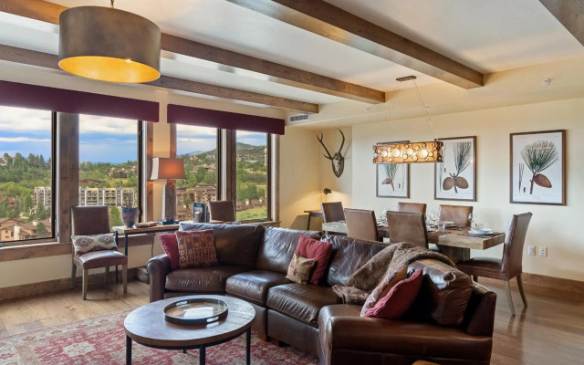 Edgemont 2605 - Luxury Ski-in Ski-out Condo