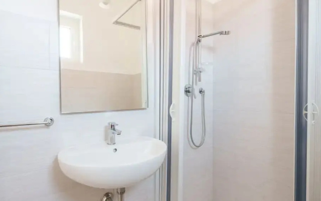 Das Halte Haus - Room 302