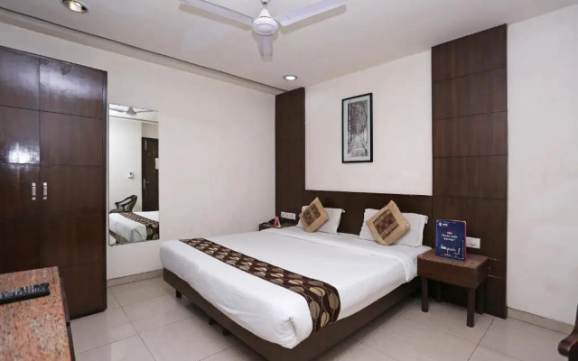 Hotel Grand Peepal